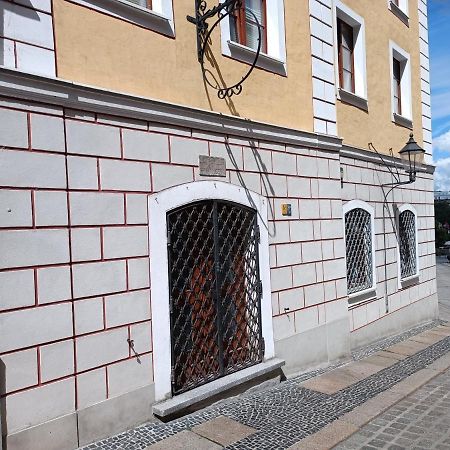 Filmap- Charmante Kreuzgewoelbe-Whg Im Herzen Der Altstadt-Ideal Fuer Paare & Geschaeftsreisende Görlitz Extérieur photo