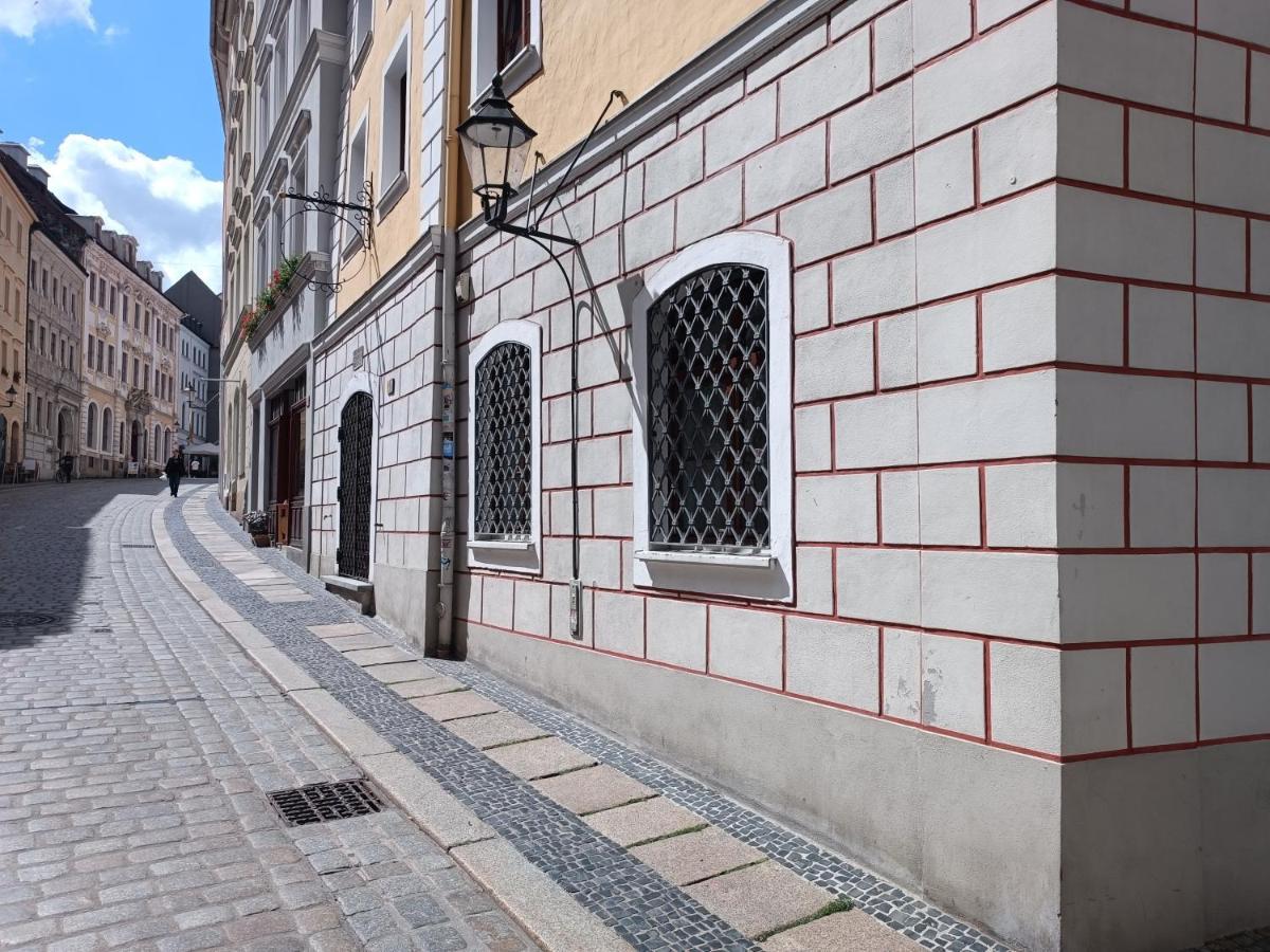 Filmap- Charmante Kreuzgewoelbe-Whg Im Herzen Der Altstadt-Ideal Fuer Paare & Geschaeftsreisende Görlitz Extérieur photo